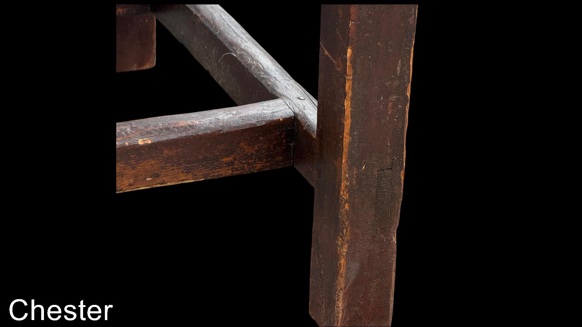 Table avec doubles traverses